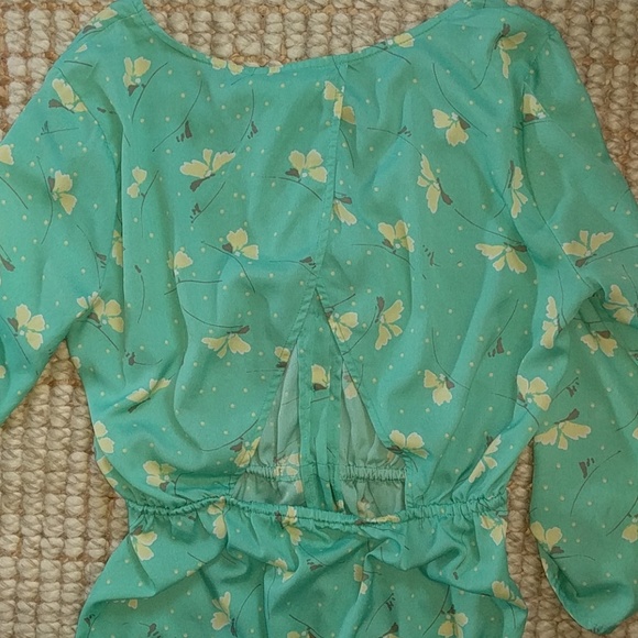 Dress - Picture 2 of 2